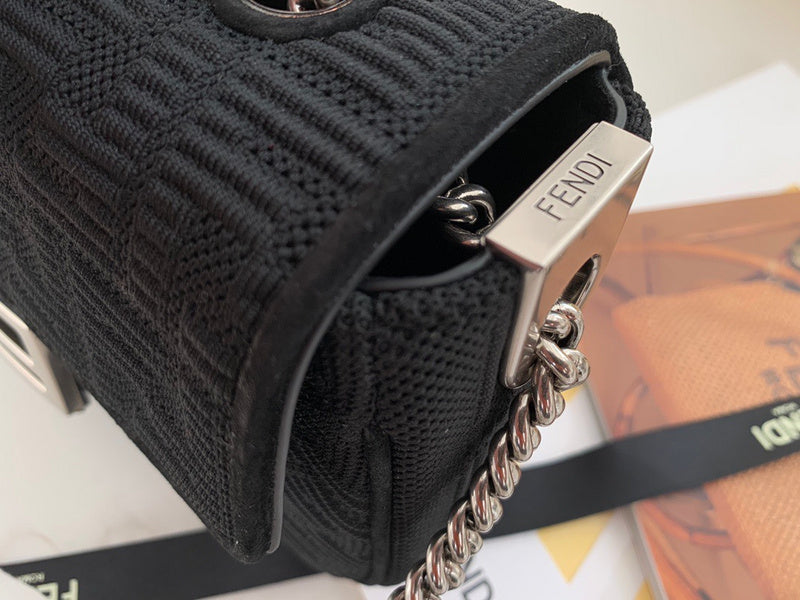 Ziva's Charm handbag – full view (Standard Size)