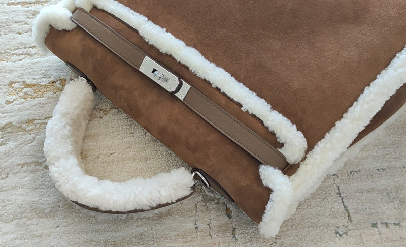 Interior view of minimalist premium bag