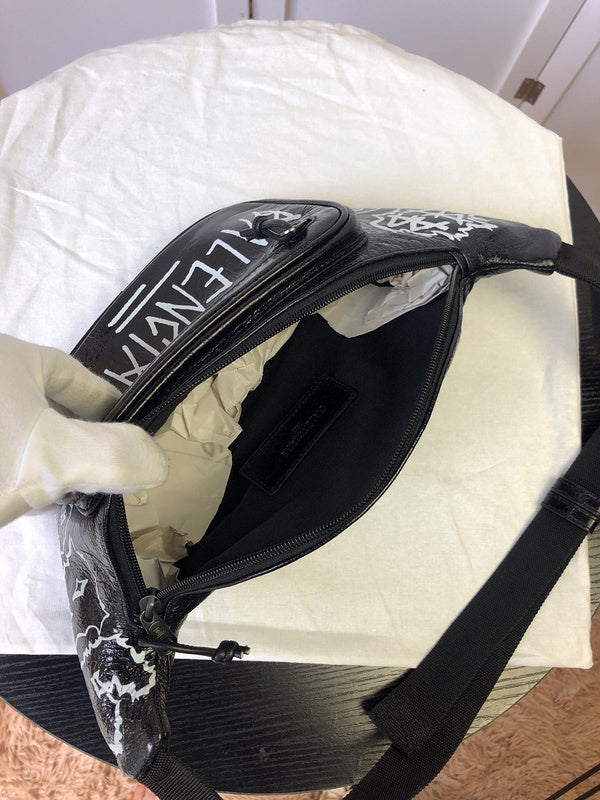 Interior view of polished premium women's handbag – women's luxury accessory