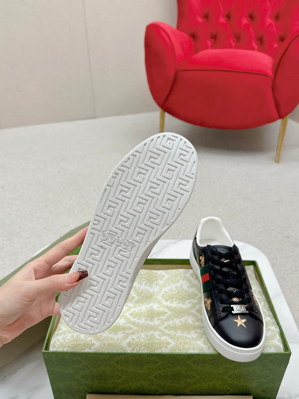 Gucci clean off-white luxury sneakers view 9 classic court silhouette