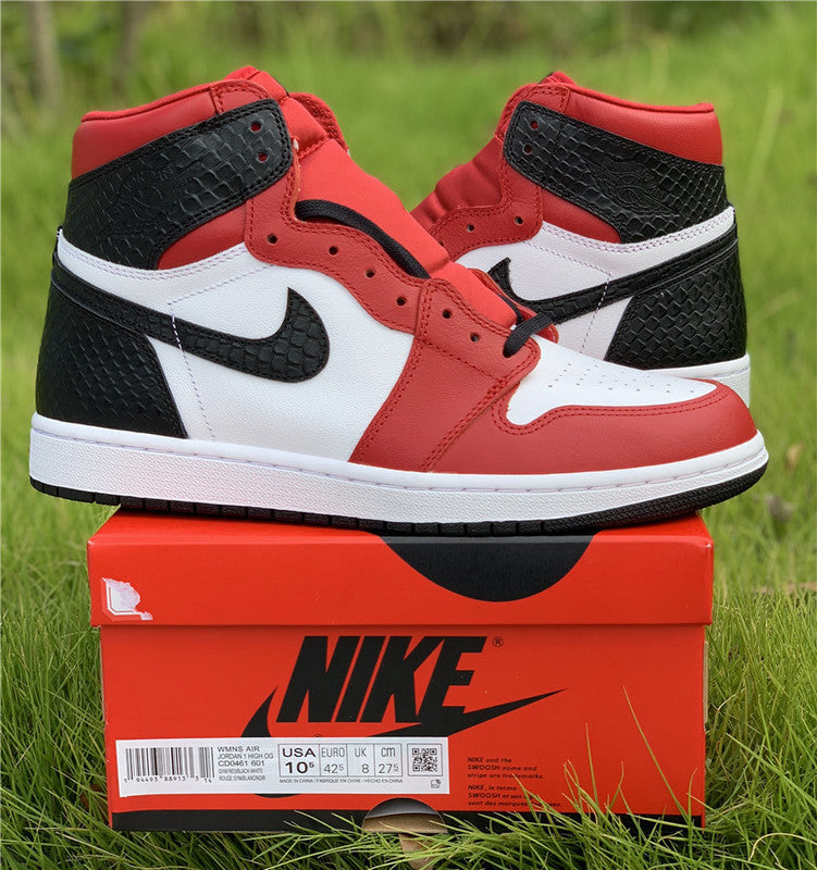 Nike Men's & Women's Premium Casual Sneakers — Style 052 angle view