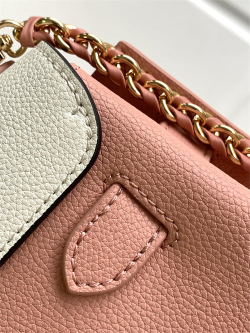  graceful tote bag detail view showing craftsmanship 8