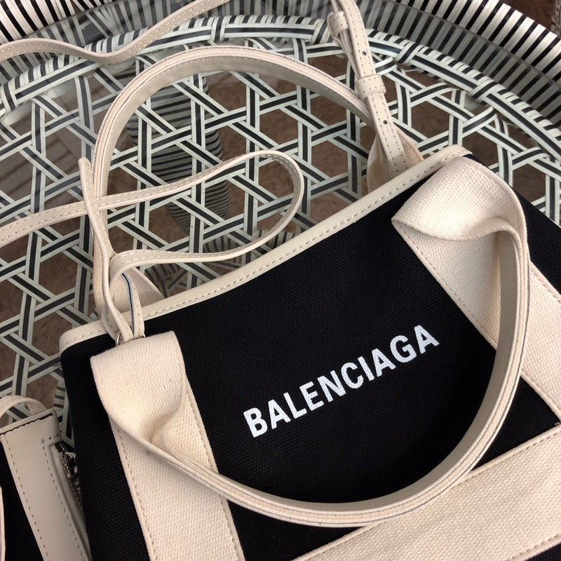 Styled lifestyle shot of chic everyday-luxe women's handbag – women's luxury handbag