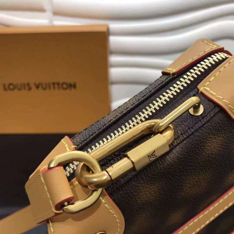 Handle and strap detail of premium sleek women's handbag – women's luxury accessory