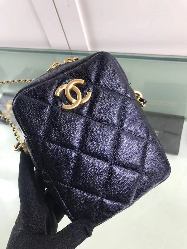 Zivas Charm Understated Luxury Fashion Handbag (Premium Everyday Carry) – Front View