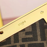 Ziva's Charm handbag – close-up view (Standard Size)