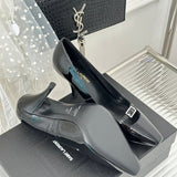 Three-quarter angle view of Saint Laurent luxury piece style No.010