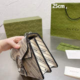 Ziva's Charm handbag – product shot (one versatile size)