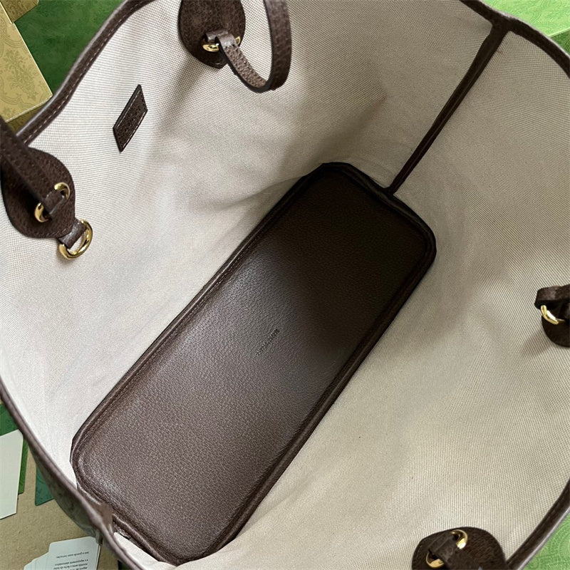 Side profile of everyday-luxe sleek women's handbag – women's luxury accessory