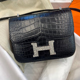 Interior view of structured premium bag