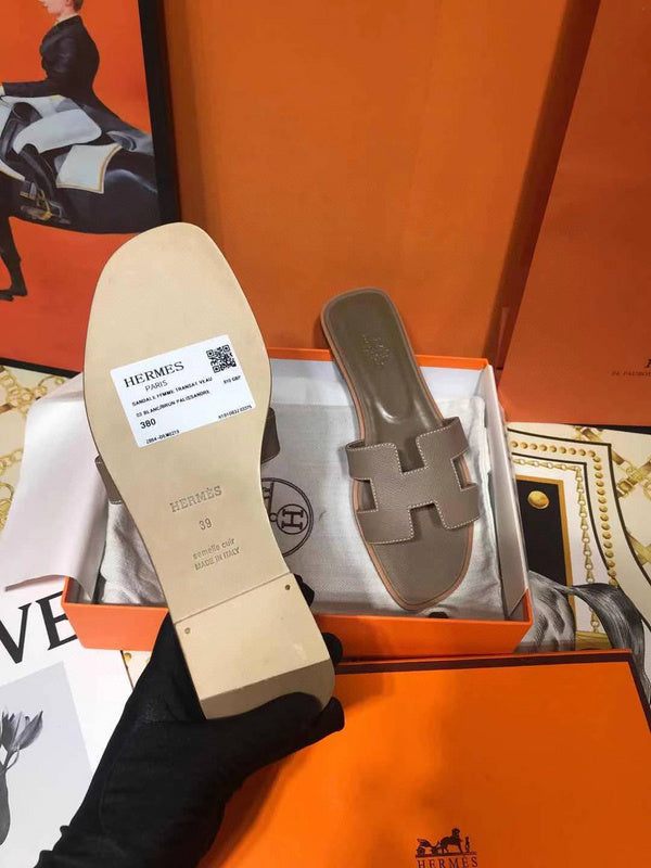 Hermes sandals Style 081 - packaging and accessories