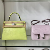  structured bag interior and compartment view 9