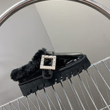 Back view of Roger Vivier luxury piece style No.064