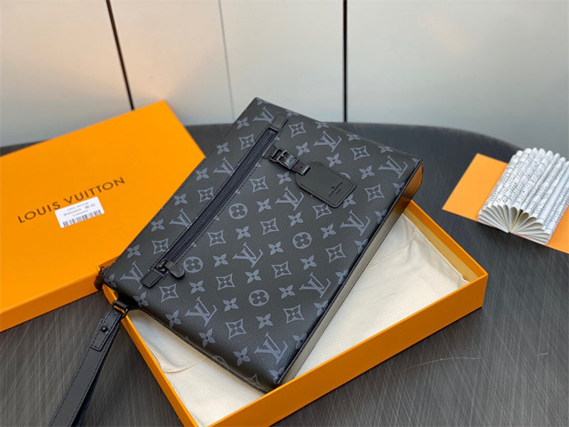  satchel interior and compartment view 15
