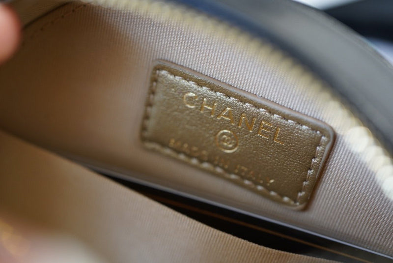  versatile purse view 8