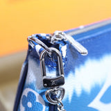 Handle and strap detail of chic polished women's handbag – women's luxury accessory