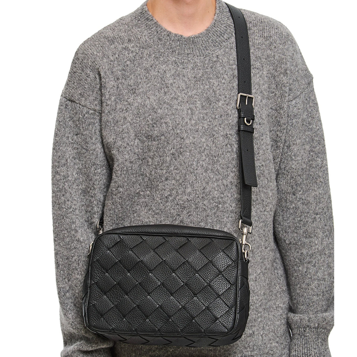 Bottega Veneta Bags? Bottega Veneta Intrecciato Camera Bag Men Premium Designer Shoulder Bag