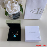Front view of Van Cleef & Arpels unisex jewelry piece