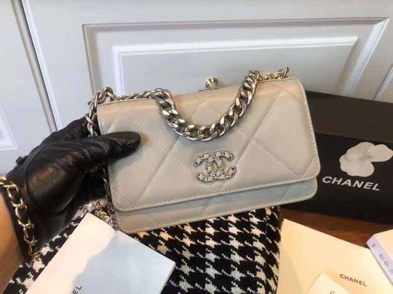  handbag, mid everyday style, image 2