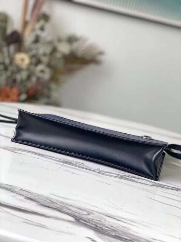 Close-up detail of modern premium women's handbag – women's luxury handbag