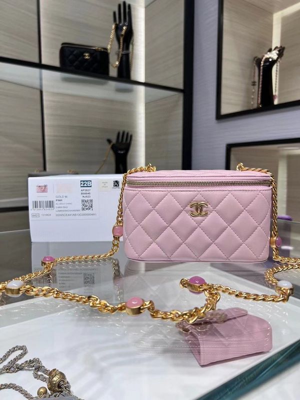  women's handbag, versatile design, view 2