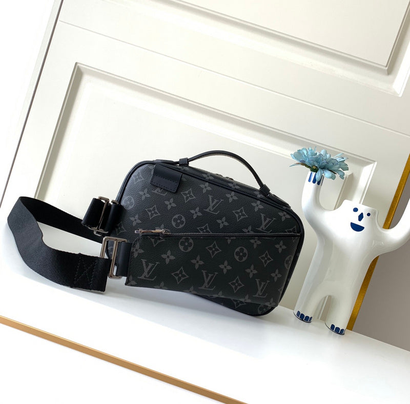 Close-up detail of polished everyday-luxe women's handbag – women's luxury accessory