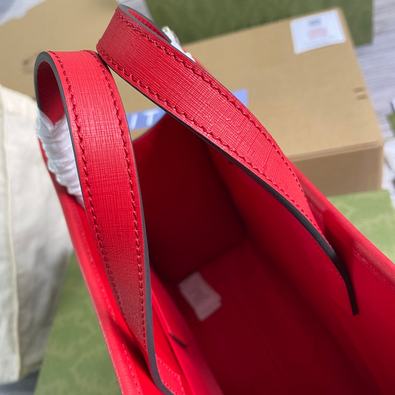 Interior view of everyday-luxe sleek women's handbag – women's luxury handbag