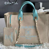 Zivas Charm Sleek Silhouette Everyday Handbag (Considered Detail & Form) – Detail View