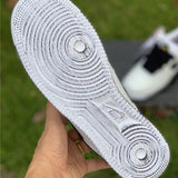 Nike Men's & Women's Luxury Fashion Trainers — Style 066 hardware detail