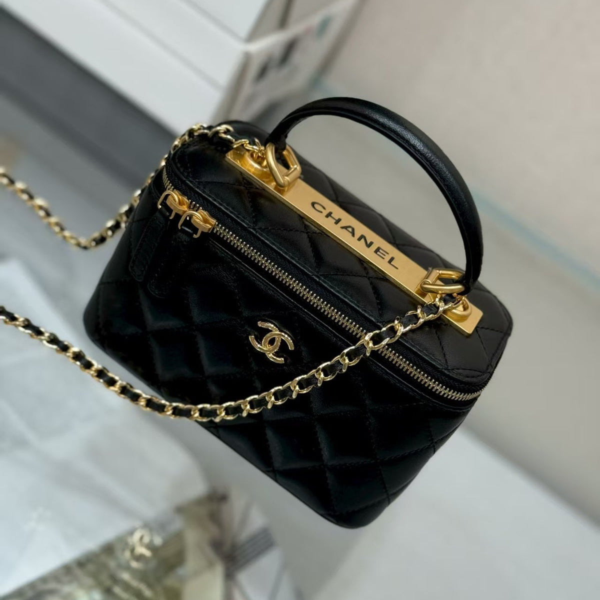 Chanel Bags? Chanel Vanity Bag Nd Premium Designer Shoulder Bag