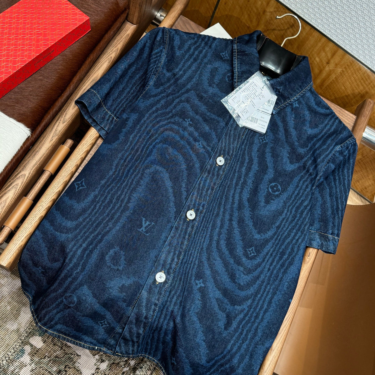 Louis Vuitton Tops? Louis Vuitton Lou Shirt Premium Designer Casual Top