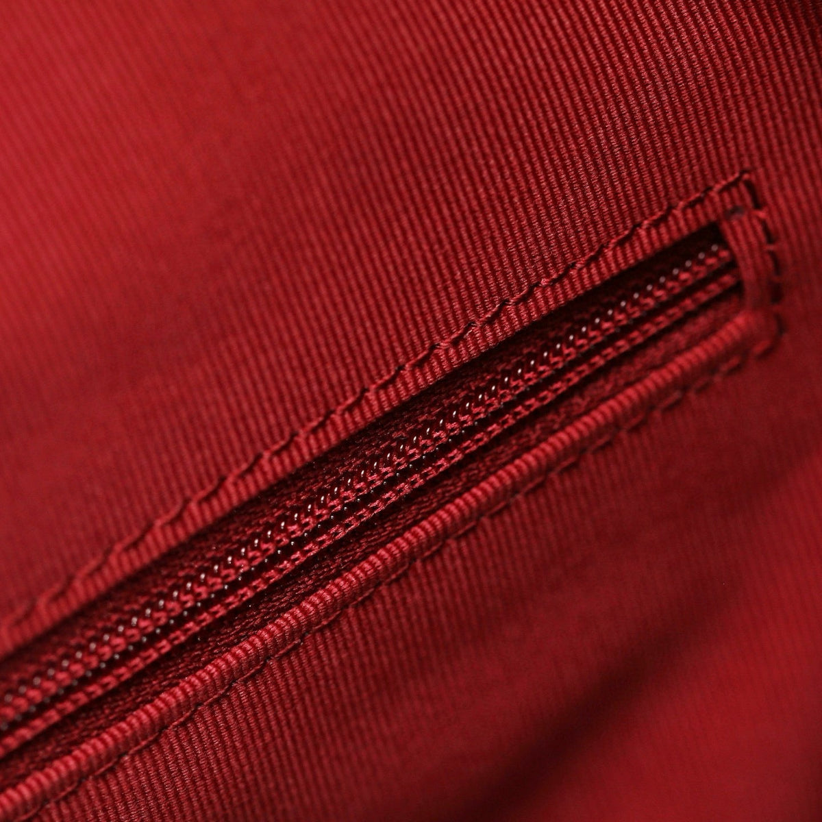 Chanel 23B Maxi Hobo Bag detail shot – authentic designer craftsmanship