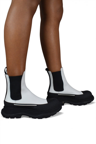 Alexander McQueen Shoes? Alexander Mcqueen Women Tread Slick Boots Comfortable Everyday Designer Shoes