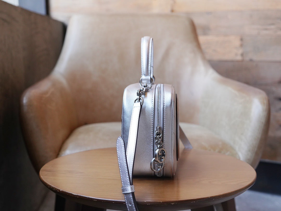 Gucci Blondie Top Handle Bag detail shot – designer craftsmanship and quality