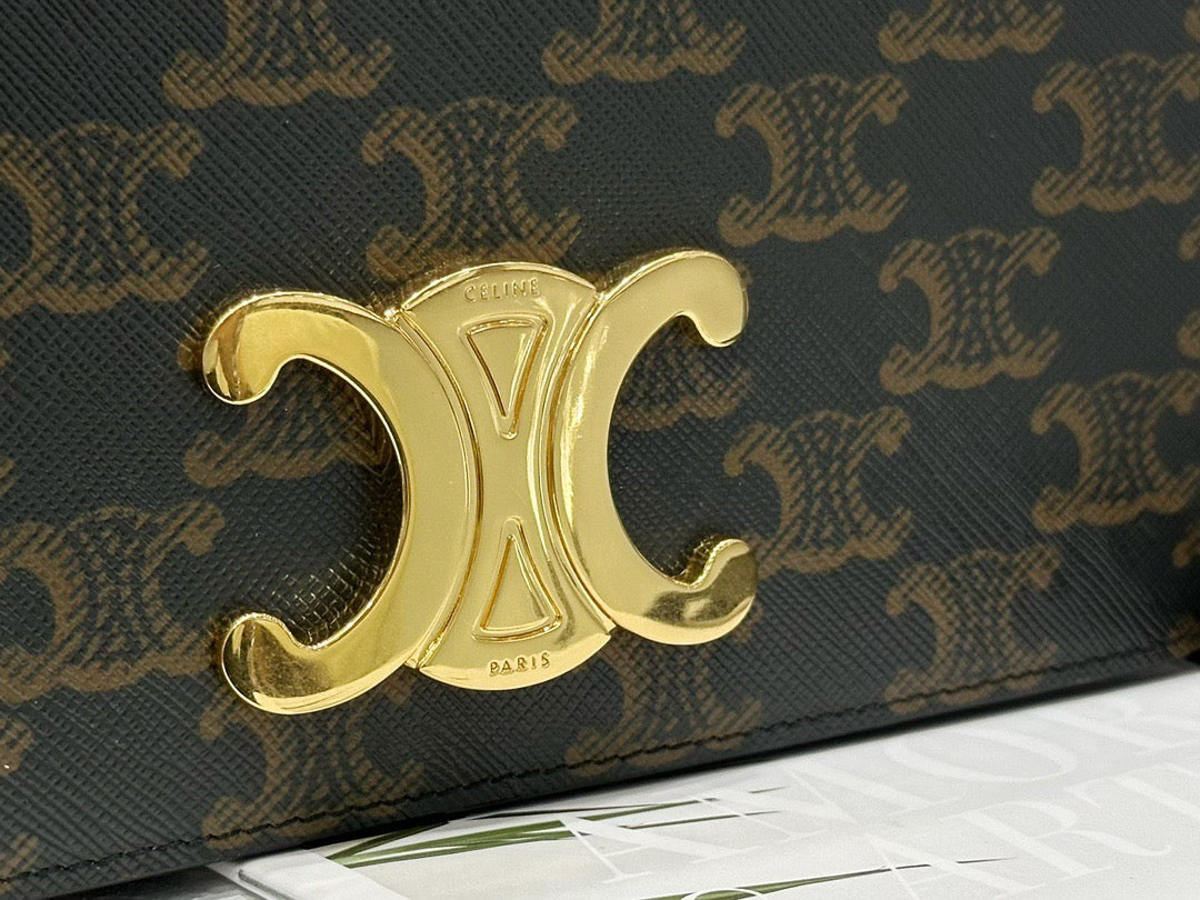 Celine Multipochette In Triomphe Canvas Bag – luxury designer cel multipochette in triomphe canvas bag at Bellvora