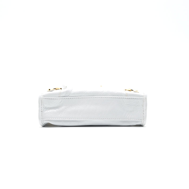 Luxar593 elegant leather Handbag angled view
