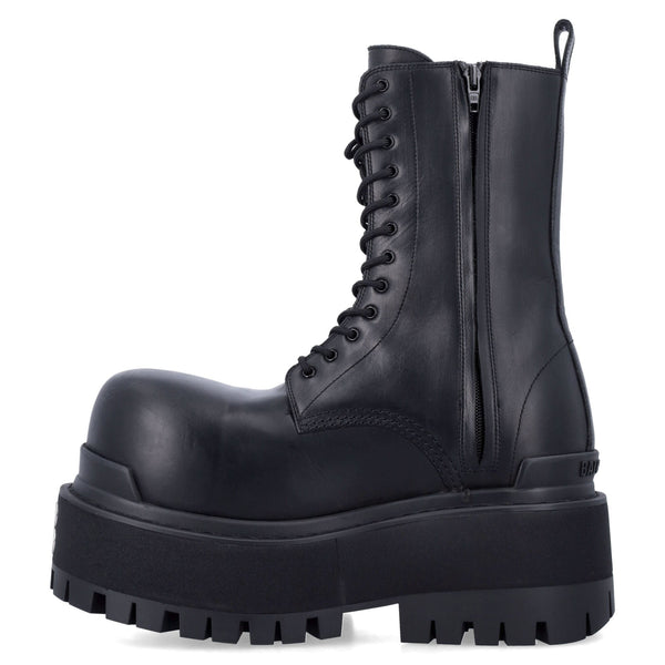 Balenciaga Shoes BALENCIAGA Giant Platform Boots with Worn-Out Effect Luxury Lifestyle Designer Footwear
