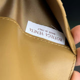 Bottega Veneta Wallet – luxury designer bag at Bellvora