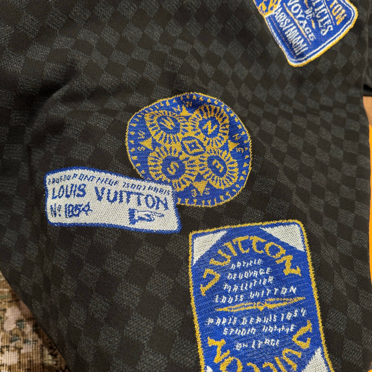 Louis Vuitton T-Shirts? Louis Vuitton Lou T-shirt Premium Designer Cotton T-Shirt