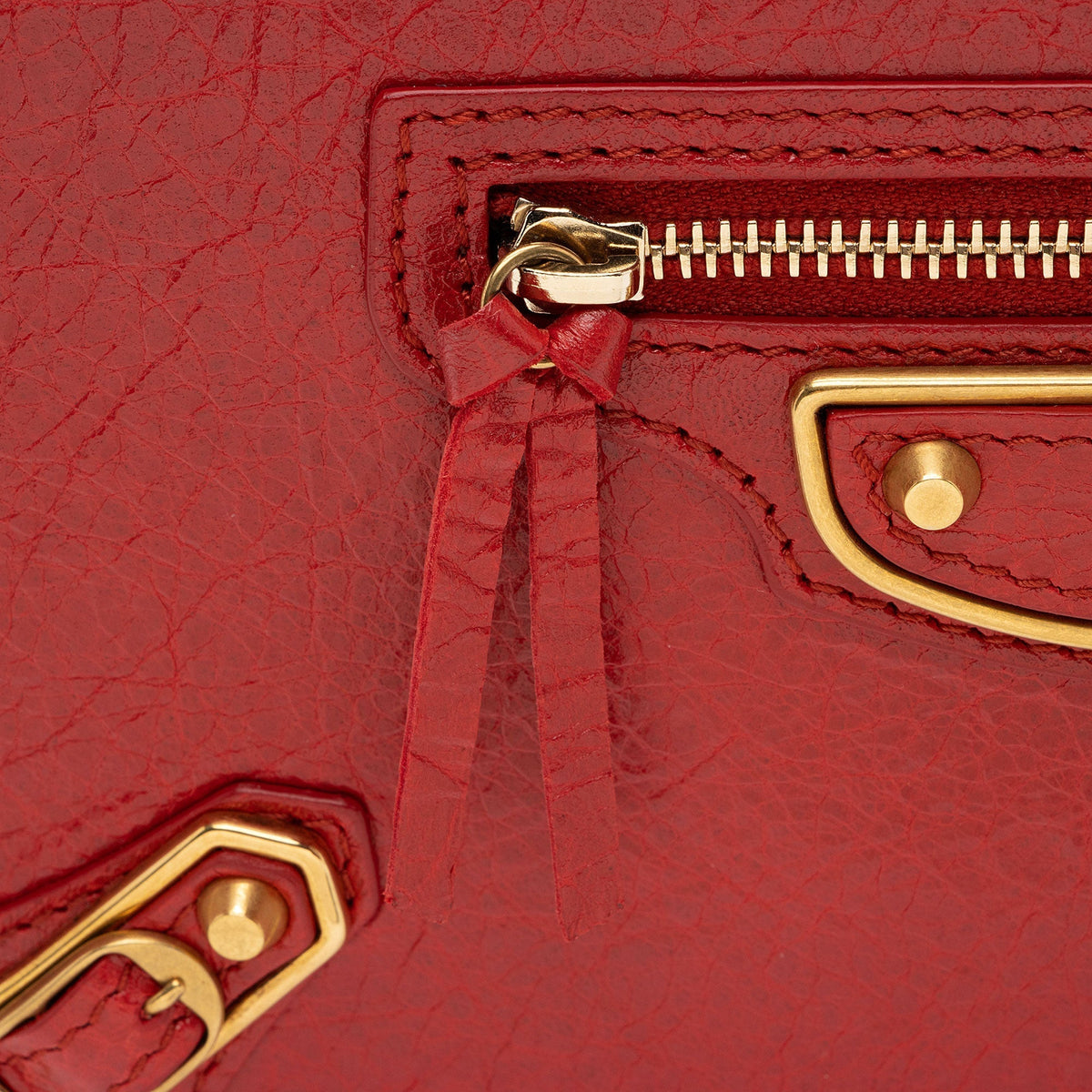 Balenciaga Agneau Metallic Edge Wallet on Chain Bag | Authentic Pre-Owned front view