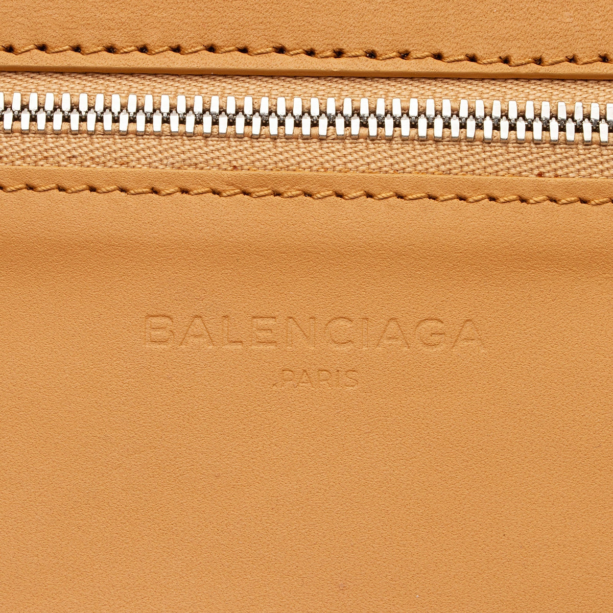 Balenciaga Cable Raffia Basket Maxi Tote | Authentic Pre-Owned close-up view