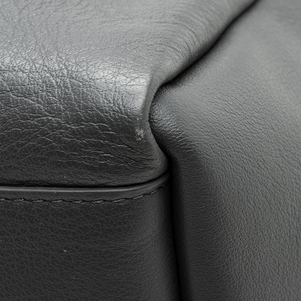 Balenciaga Calfskin Everyday Medium Tote | Authentic Pre-Owned hardware detail