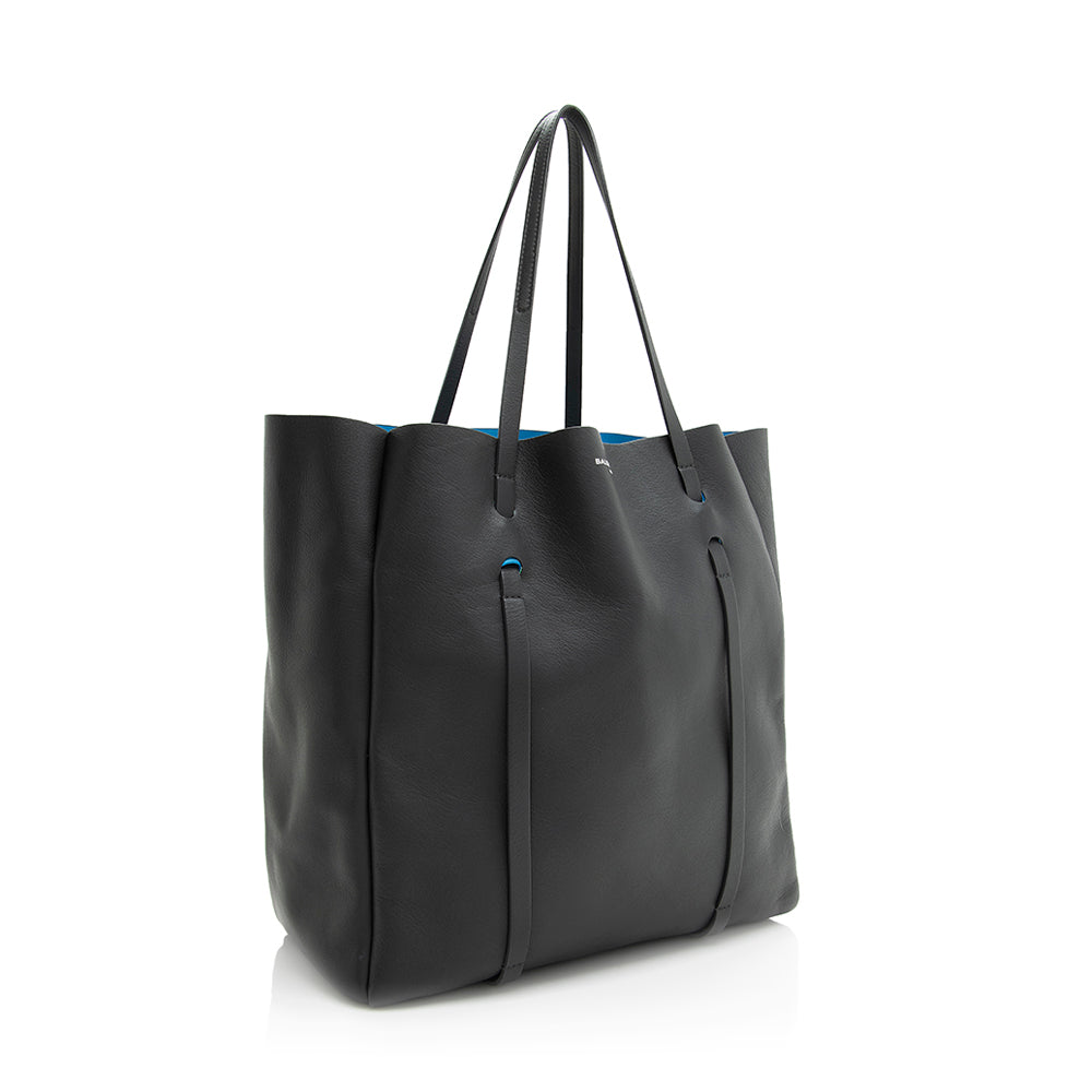Balenciaga Calfskin Everyday Medium Tote | Authentic Pre-Owned side view