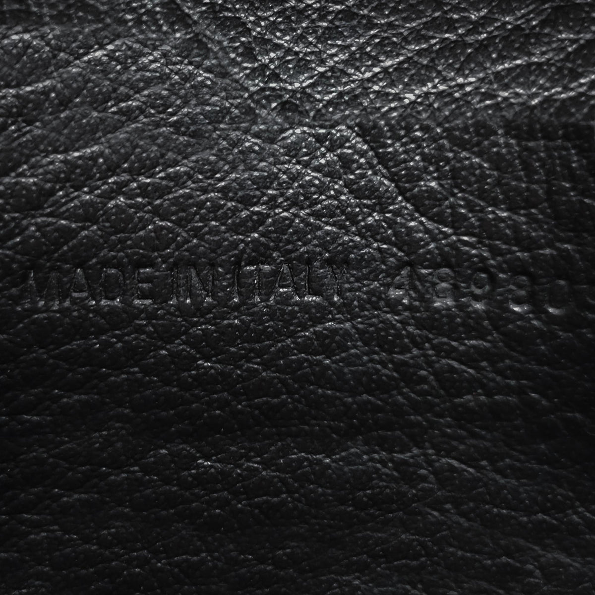 Balenciaga Everyday XS Camera Bag 35597 | Authentic Pre-Owned close-up view