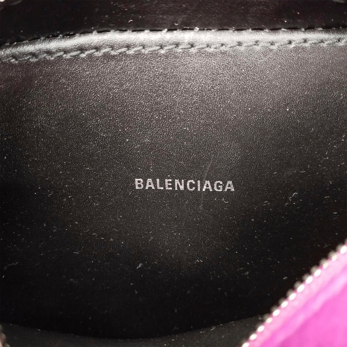 Balenciaga Everyday XS Camera Bag 37572 | Authentic Pre-Owned hardware detail
