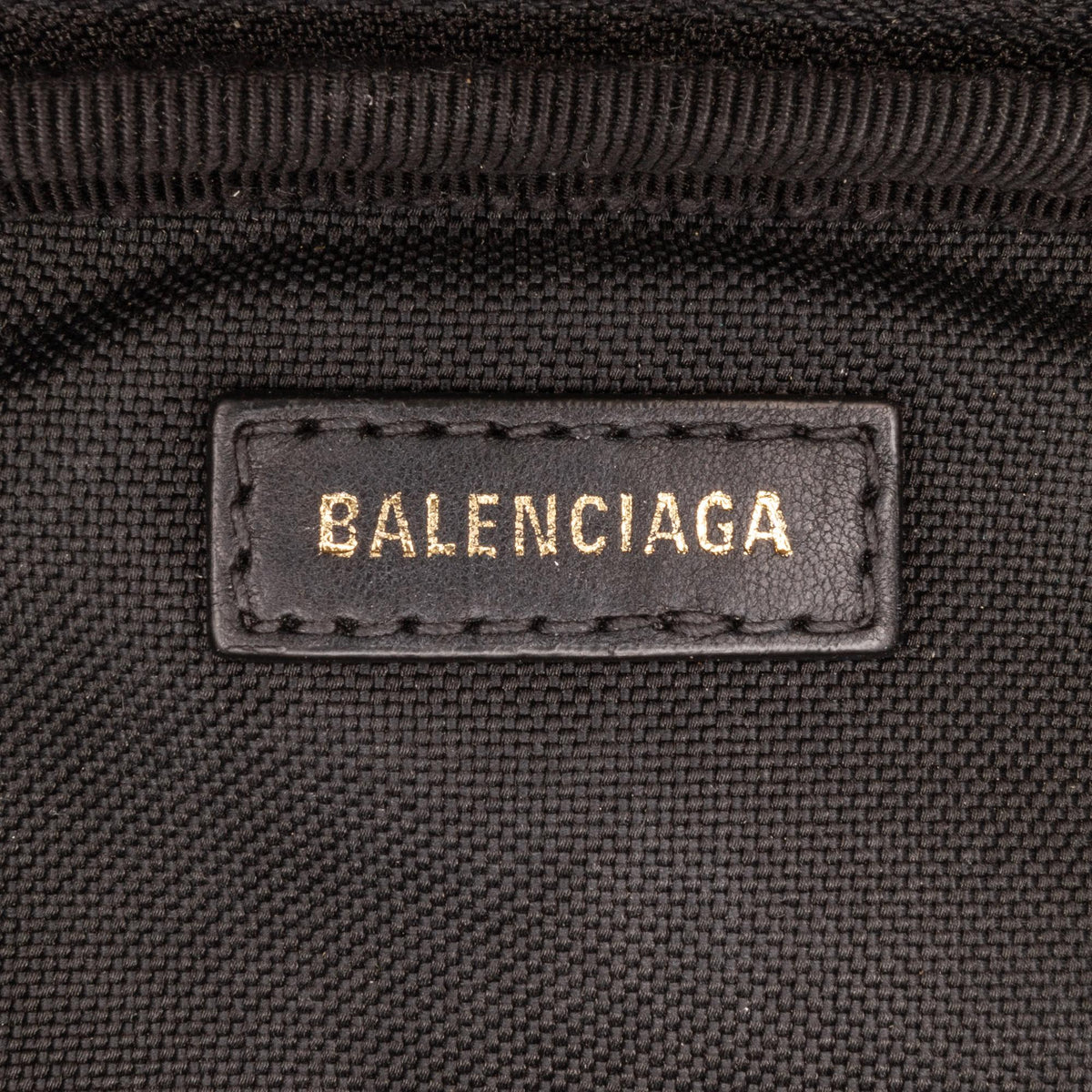 Balenciaga Explorer Pouch 0Mqw3O | Authentic Pre-Owned hardware detail