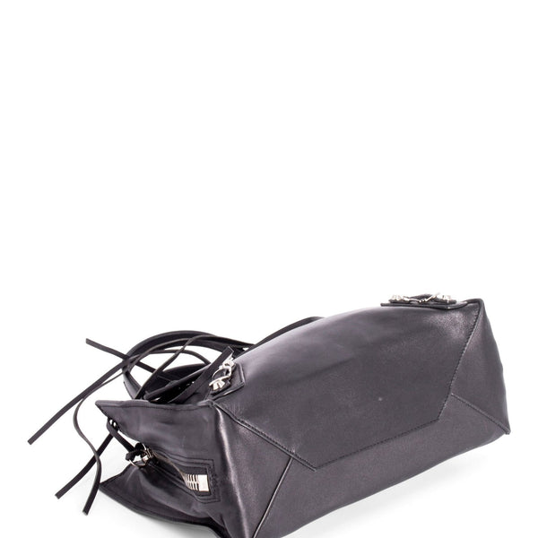 Aurelvorux elegant leather Handbag interior detail