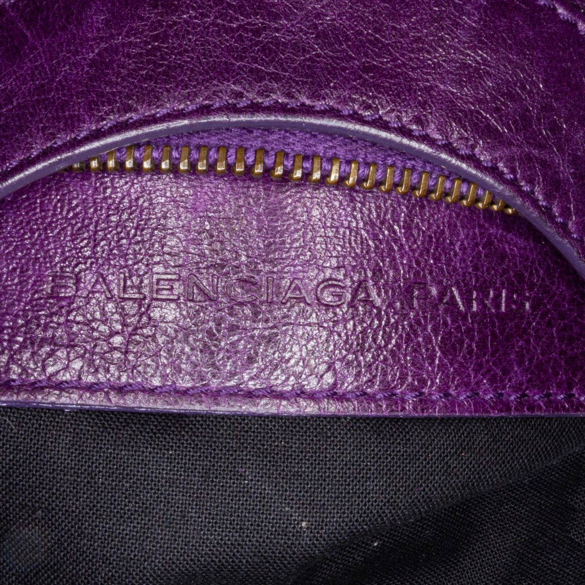 Balenciaga Motocross Classic Town Handbag | Authentic Pre-Owned hardware detail