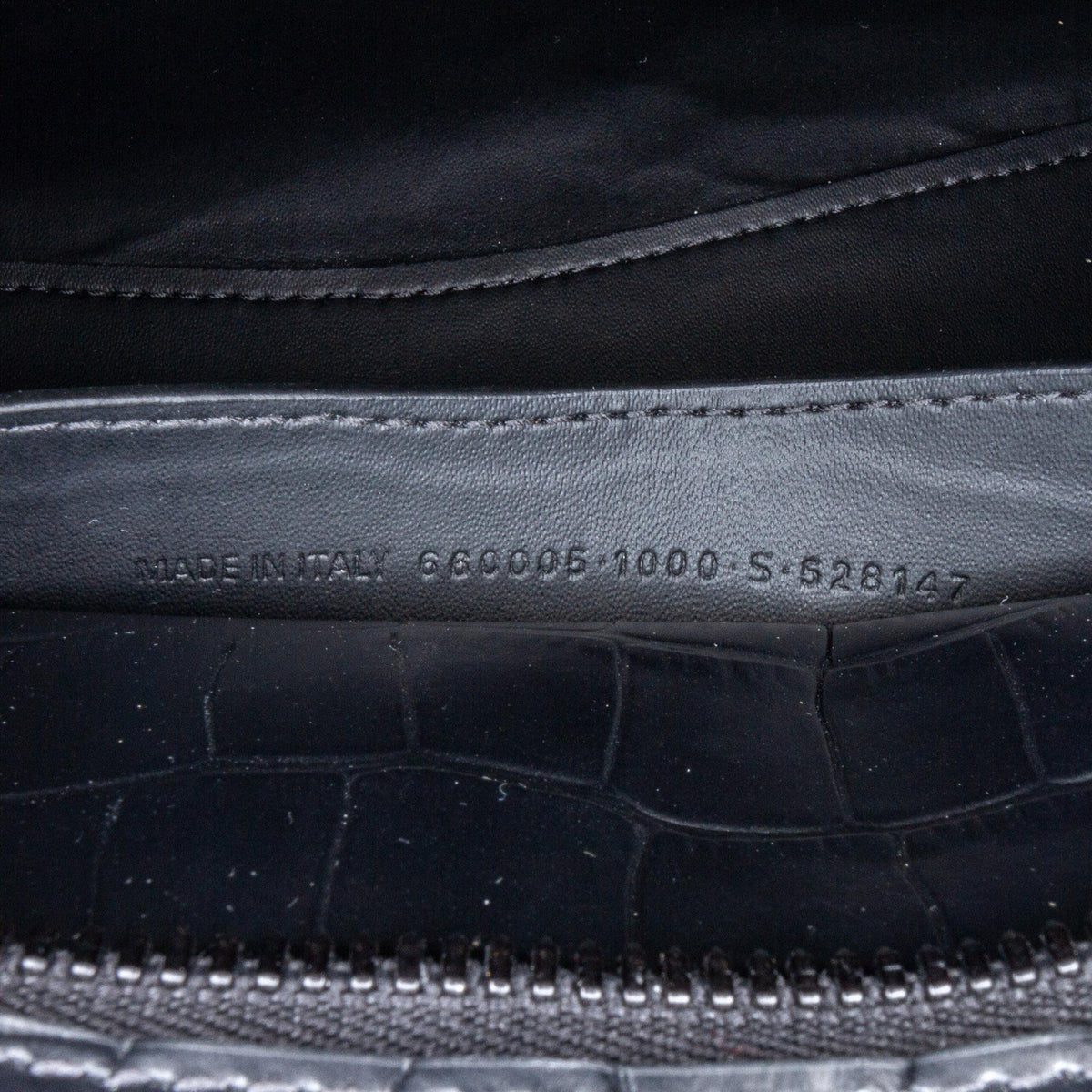 Balenciaga Motocross Neo Classic City Handbag | Authentic Pre-Owned close-up view