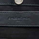 Balenciaga Navy Pochette M Crossbody xmmUMh | Authentic Pre-Owned close-up view